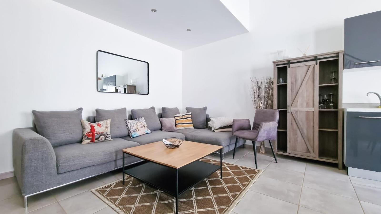 Appartement Plein Centre Bernis 外观 照片